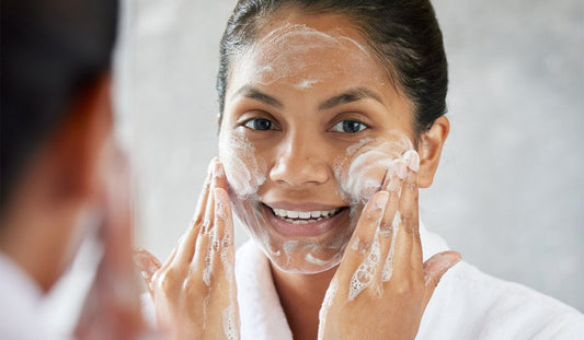 How to Choose the Right Face Wash for Your Skin Type
